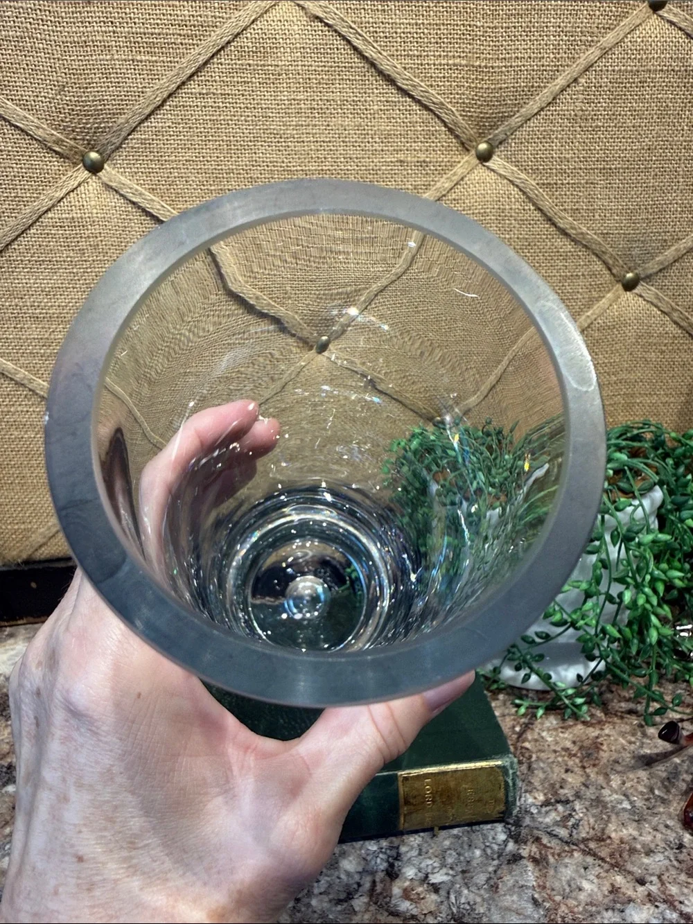 Glass vase